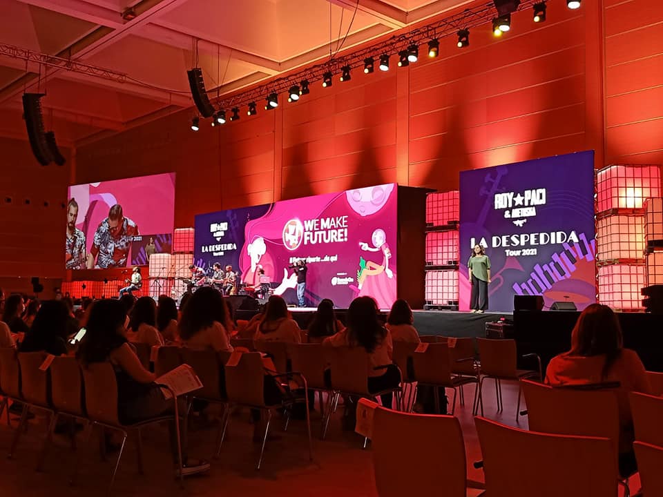 BRYLA_Solar's tweet photo. Piccolo riassunto fotografico di queste intense giornate al #WebMarketingFestival!
@BRYLA_Solar  per la prima volta di persona.. incontri, idee, interessantissimi interventi e bellissime persone!
@IITalk  
#BRYLA #lightupwithus https://t.co/nn9QGiDu4K