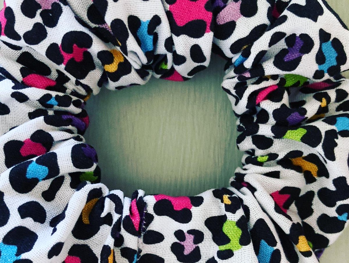 PeonyProjects's tweet photo. 🐆 Multi Coloured Leopard Print - Yes Please!!! 🐆

Love this multi colour leopard print, remnants from a skirt I am making for my daughter.

Available on Etsy tonight 

#leopardprint #leopardprintscrunchies #multicoloured #multicolouredleopardprint #scrunchies #scrunchie #etsy https://t.co/mr9HGSFtiV