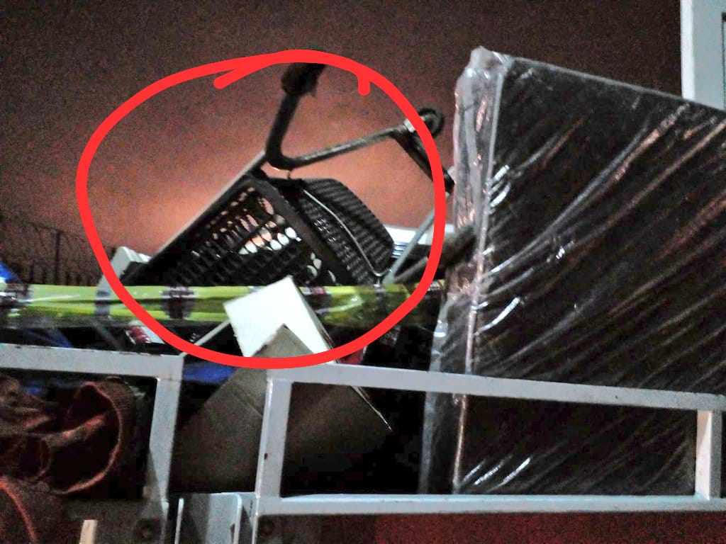BenitaSays's tweet photo. Mm! Looks like they recovered a Woolies basket, too. #Mabuso from uMhlanga must be on high alert. You can't mess with Woolies, man. They put trackers on their trollies. https://t.co/oqecTJO0kw