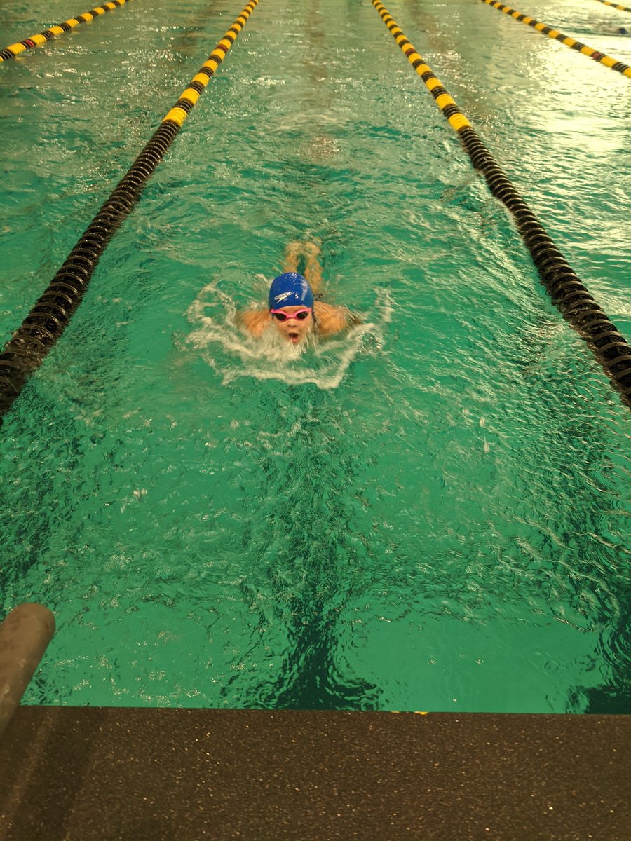 Farmsteadswim's tweet photo. Bella crushing it in the fly, Kelly with a huge smile after her backstroke, &amp; Jordan &amp;Zoe celebrating with Leyton after some amazing swims! https://t.co/RhW7ADWCoh