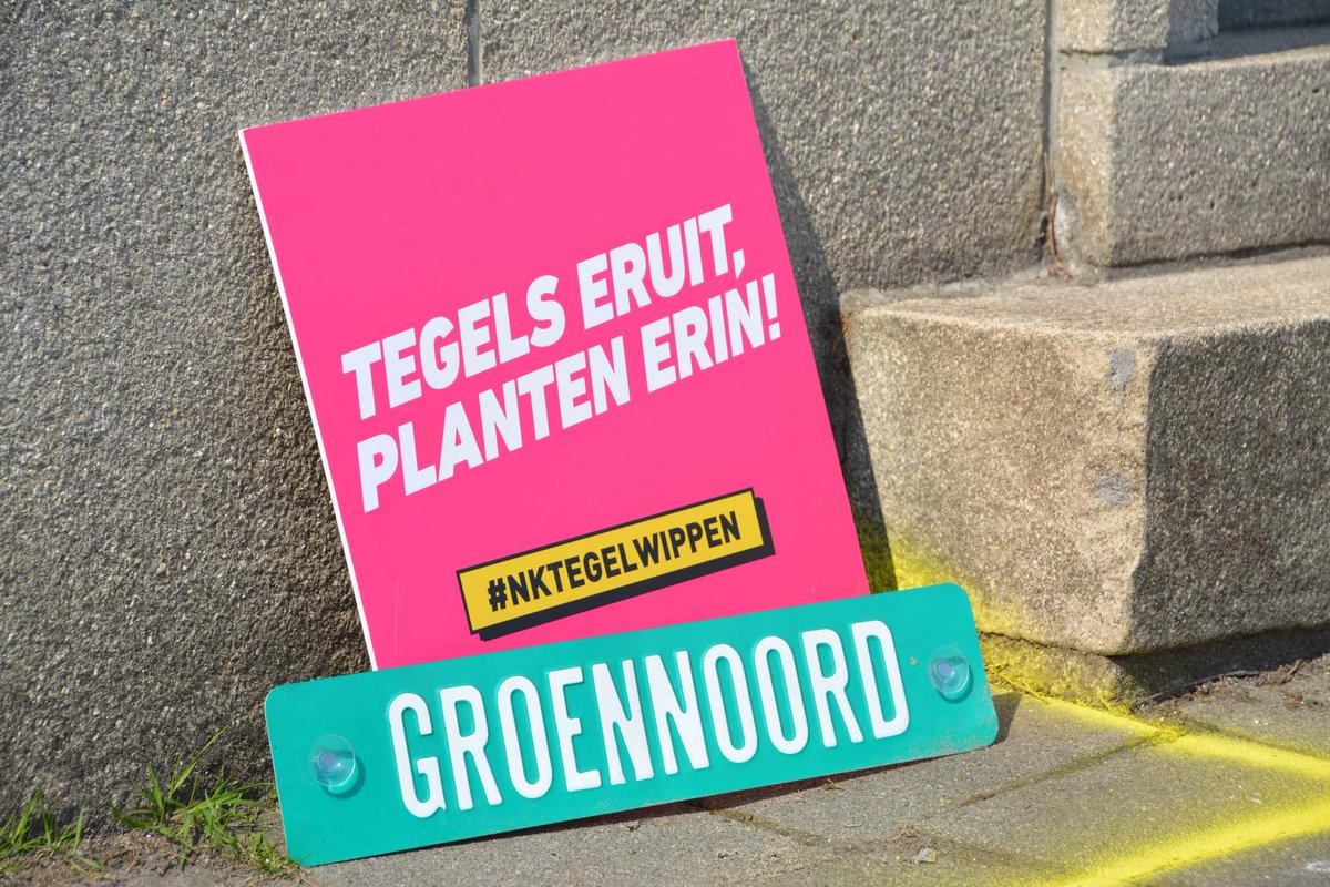 KarinPadmos's tweet image. #GeveltuinWinaktie

@tegelwippen en wij doen mee!!
Voor bewoners uit #noord010
#GroenNoord verloot een 10 tal #geveltuintjes. #aanmelden
Mail to: groennoord@gmail.com
Vermeld uw naam: adres: postcode en telefoon nummer.

Met dank aan  @hhsenk en #WijkraadBlijdorp @michielminded