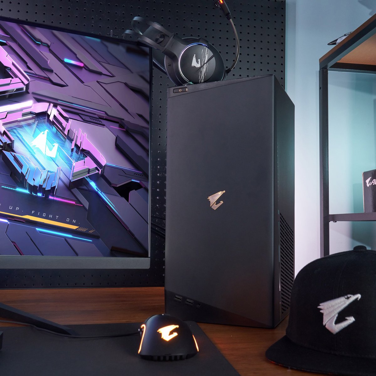 aorus_es's tweet photo. AORUS Model S: el poder de la PC, la compacidad de la consola 💪🏻
⚡ Procesador @Intel_Spain Core i9-11900K
⚡ Tarjeta gráfica GeForce RTX 3080
⚡ 16 GB de RAM a 4000 MHz
⚡ 2 X SSD con una capacidad total de 3 TB
#AORUS #AorusModelS #MiniPC https://t.co/t9lsUGPTmO