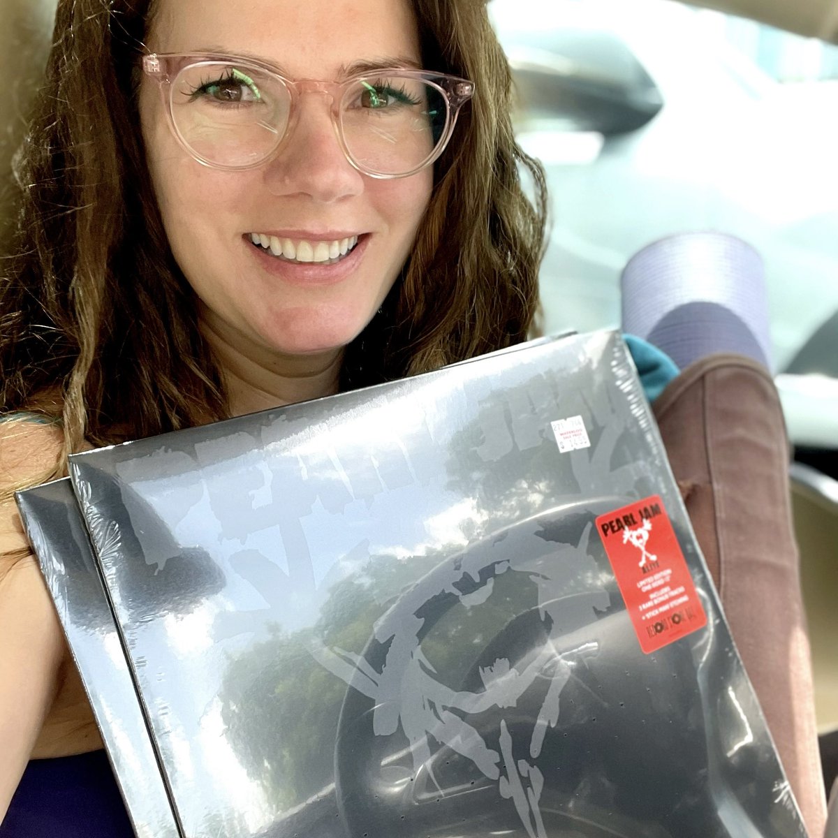 batbridgeband's tweet photo. Had to set my electric car’s AC on “Dog Mode” today while I was in yoga class… to keep my #RSD2021 @PearlJam vinyl from @WaterlooRecords from warping. (104° today in Austin TX, y’all) SUPPORT LOCAL RECORD STORES #rsd #pearljam #vinylrecords #vinylcollector #batbridgeband https://t.co/PWGiV4vnqE