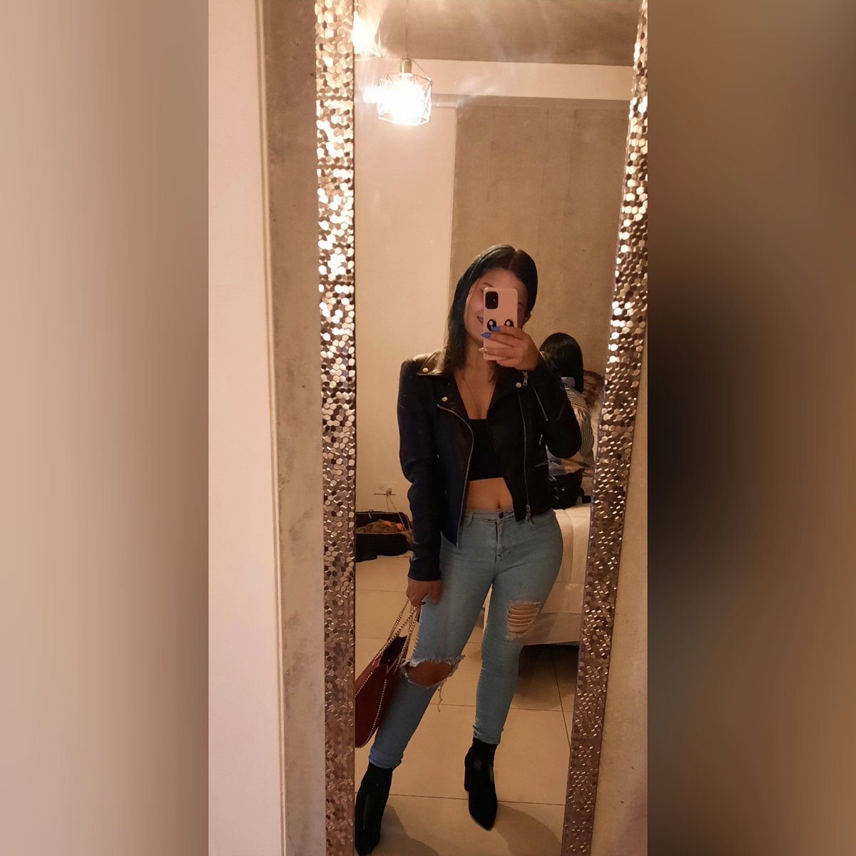 Murphy99Ivette's tweet photo. #NewProfilePic2021  #readyfortheparty lista para salir a pegar tour. #justme https://t.co/NGBJsQeuxE