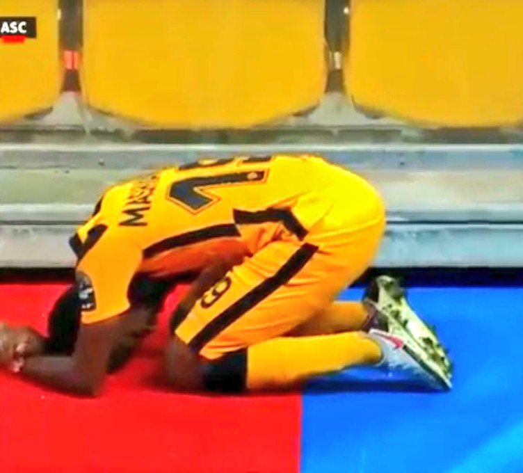 1st_Female_President_of_KhosiNation tweet media