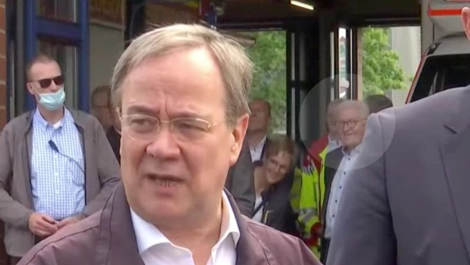 BSchwerde's tweet photo. @susannnesorgen @kesslermichael Ist doch eh alles ein verlogener Misthaufen........... https://t.co/d7dLz0M6HF
