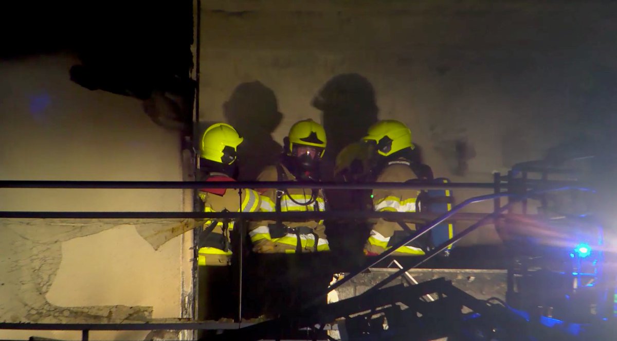 Er is een dode gevallen bij een brand in een appartementencomplex in het centrum van #Eygelshoven in de nacht van zaterdag op zondag