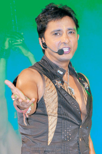 Wishing a very Happy birthday to @sukhimusic garu!

#HBDSukhwinderSingh @9by10Official