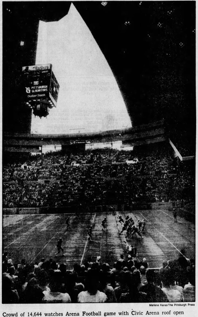 ArenaFan's tweet photo. #OTD in 1987: The Civic Arena`s roof was opened until the 4th quarter of the #PittsburghGladiators 32-31 home loss to the #DenverDynamite. It was the first outdoor Arena Football League game in league history. #AFLHistory https://t.co/Hq6Mi7Gp2d