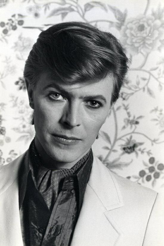 ziggyjohnny's tweet photo. “people are allowed to dislike things” WRONG no one is allowed to dislike david bowie https://t.co/m1zMvLUUmh