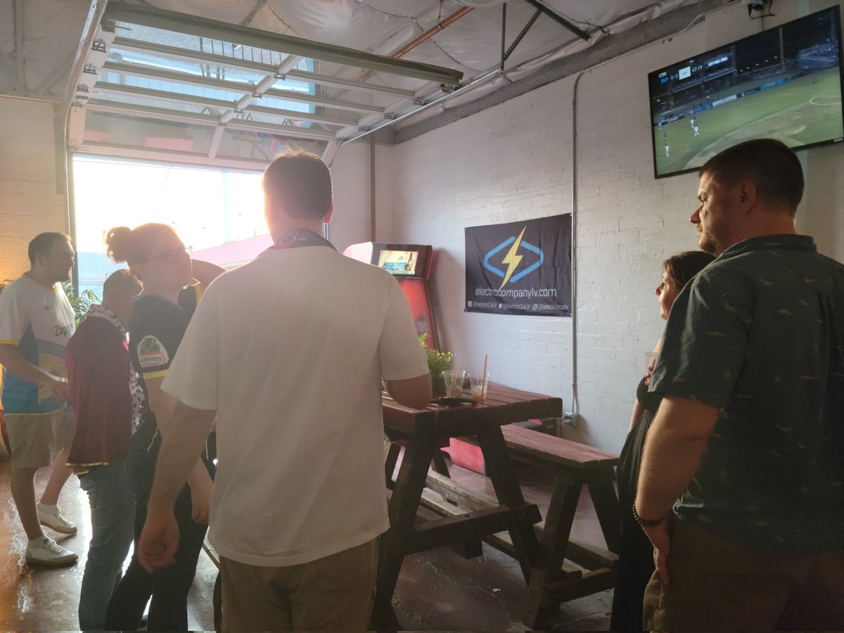 LocalSoccerClub's tweet photo. Like-minded #LocalFans watching them boys. Let's go Team! #LocalsRule https://t.co/vG0a23kp17