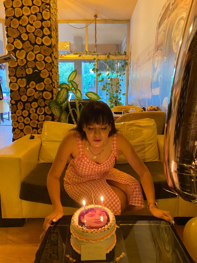 Doğum günümde bana böyle bişey yaptılar pastaya bakın 😟