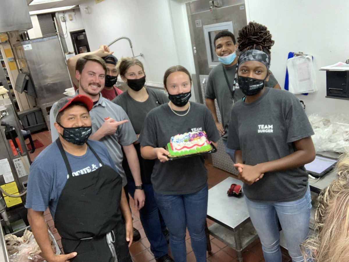 ashc0723's tweet photo. Cheers to Erin on her last day for her new adventure in life! Always top of the Togo leader board!! You will be truly missed as you go off to college! You will always have a home at #teamsugarland #teamestrada @chilis https://t.co/gDmqA4hxp3
