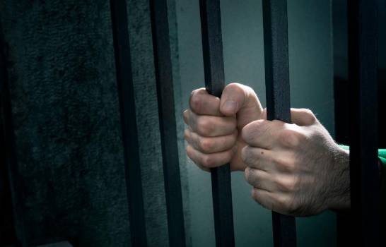 En problemas por la domiciliaria dlvr.it/S3x3t1