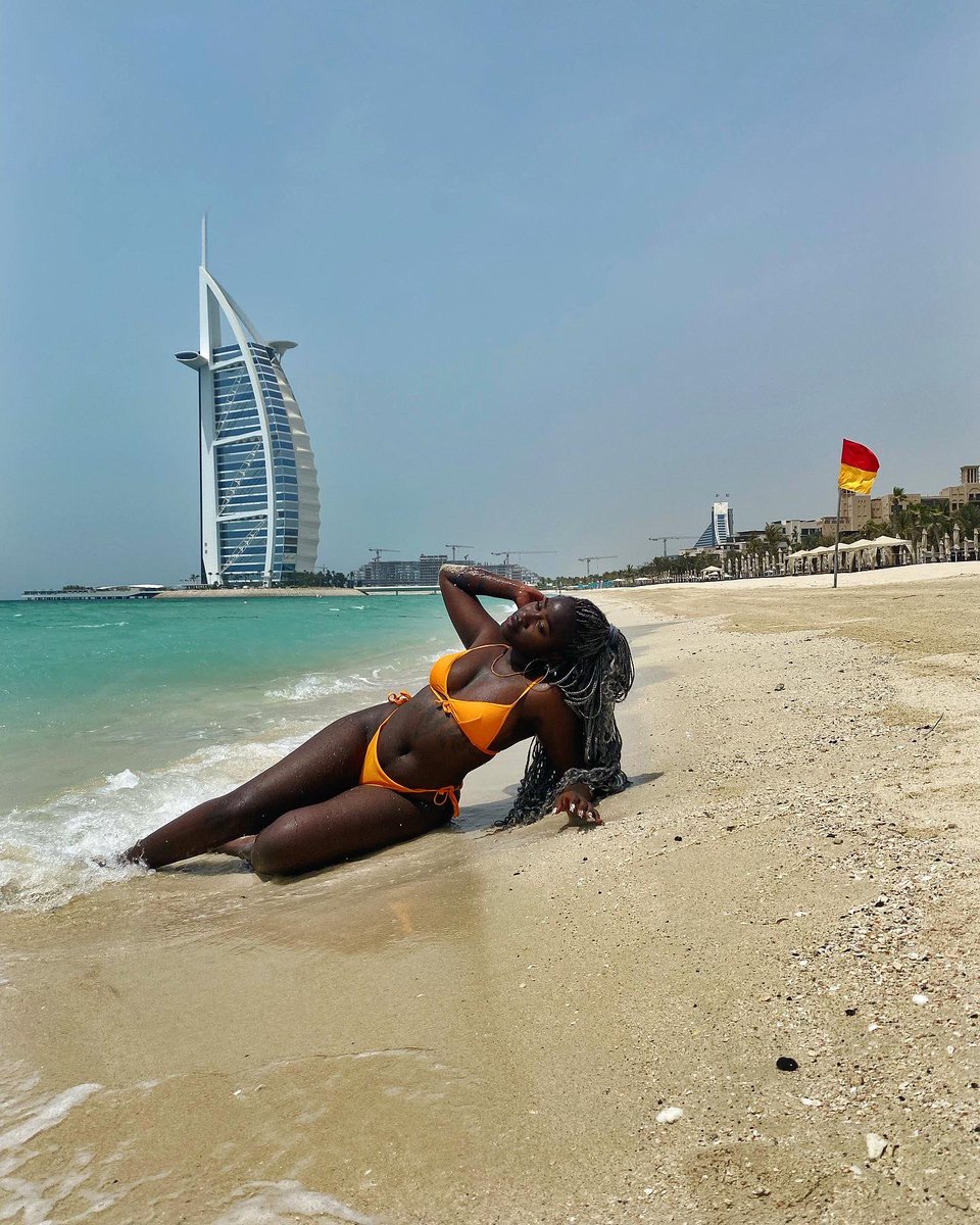 deepundertones's tweet image. Summer tan 🧡