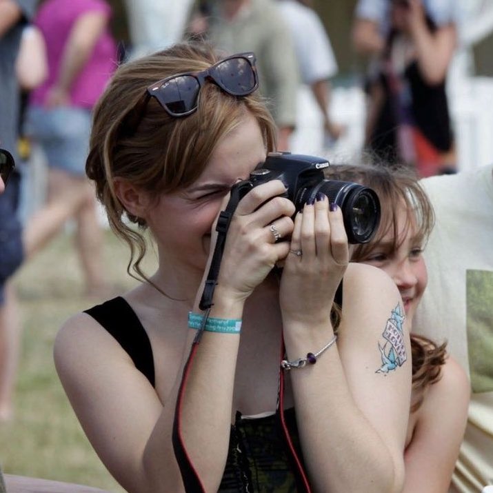 thinkrwatson's tweet image. hii, welcome to thinkrwatson. here it's a safe place for emma stans, i hope you like it and remember she loves you so much and is proud of you !!