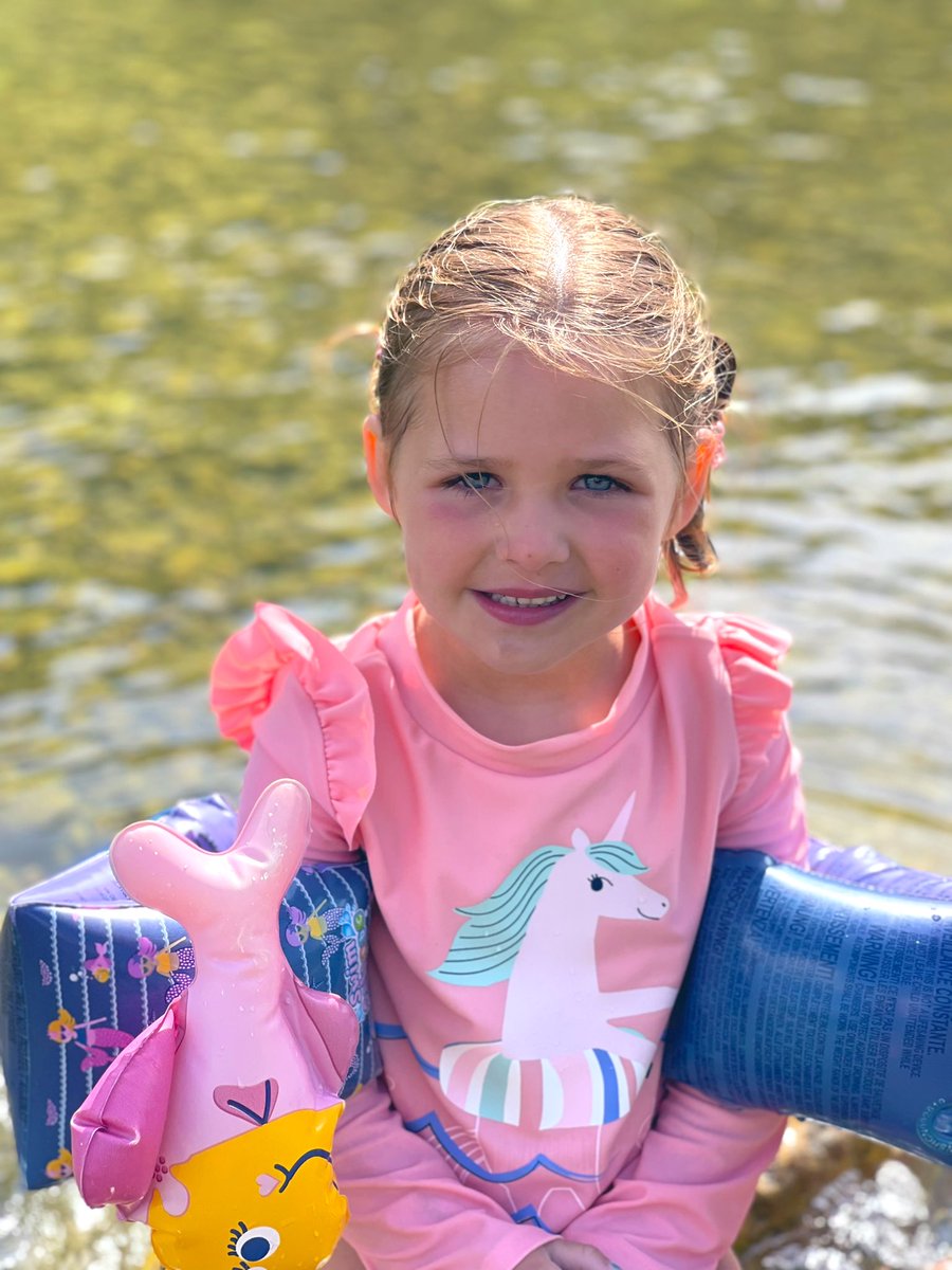 amanda_fraser9's tweet photo. Another mommy/daughter adventure; river time! (Since we haven’t had enough water time.) #fraserfun #summervacay https://t.co/4bsjjPp7K7