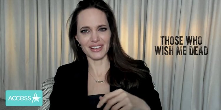 humansrightpunk's tweet image. angelina jolie confusing expressions is the cutest