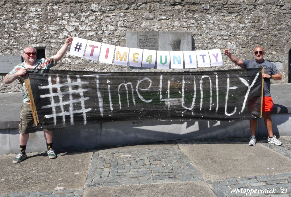 Mappermick's tweet photo. @MarcGibbs @ReadaCronin @NaasSinnFein @NthKildareSF Up closer and personaler, Marc.... ๐
#Kildare4Unity #IrishUnity #Time4Unity @NthKildareSF #Ireland #Think32 https://t.co/X5KUtQ9tx4