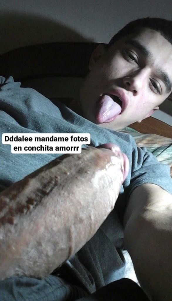 danielespinoxaa's tweet photo. Cómo son los hombres 😻 RT RT te engañamos a tu hetero manda mensaje 🔥 https://t.co/JTOzW2XDuI