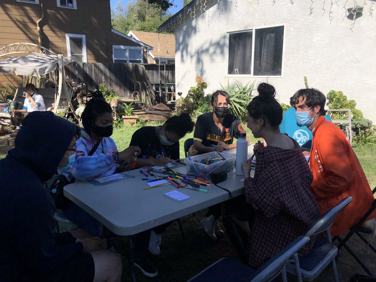 rfeedings's tweet photo. Renegade Feedings Prep Event 7/15/21 🛍🤝
We’re super grateful for everyone that came through to lend a helping hand with writing empowering cards &amp; packing hygiene bags! 🧡
Looking forward to seeing new faces at our distribution event this Sunday! 👀 DM to RSVP! https://t.co/edDyYtjRP6