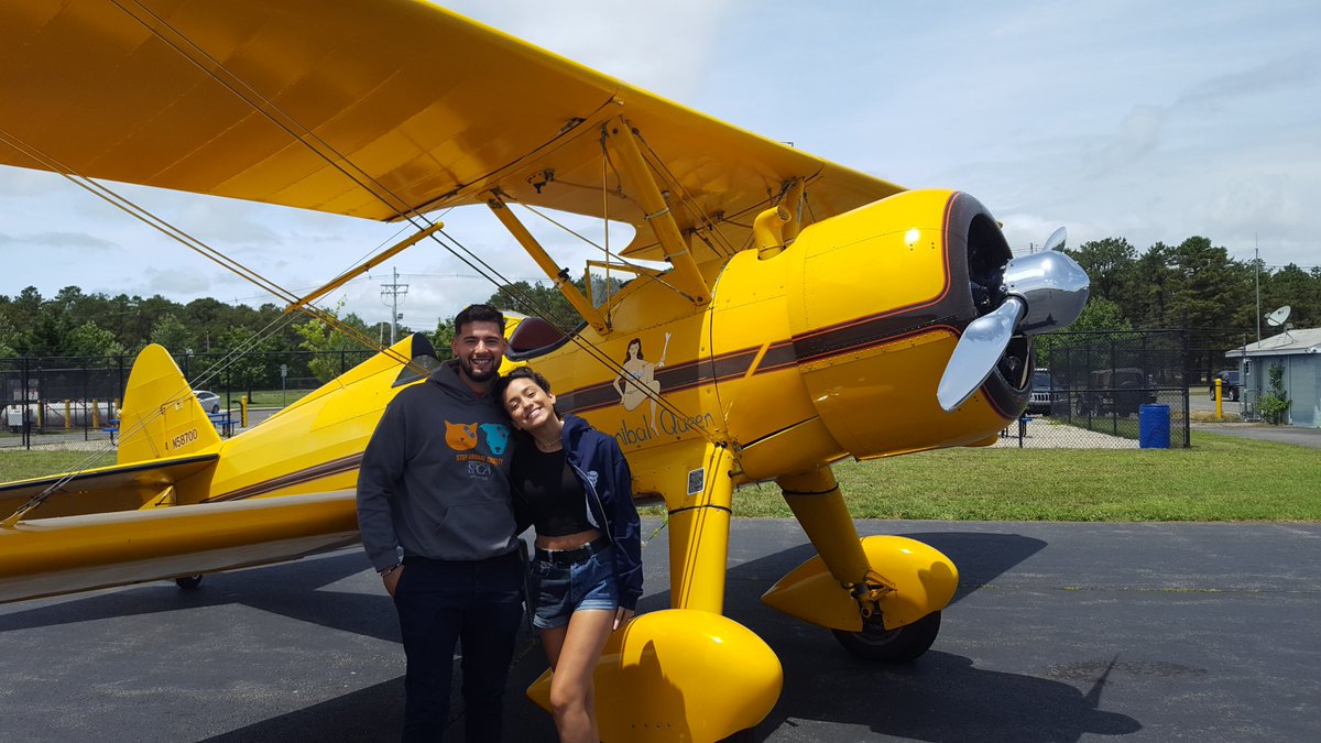 thecannibalque2's tweet photo. Going Flyin' in The Cannibal Queen! https://t.co/V4vDOtf9MT
