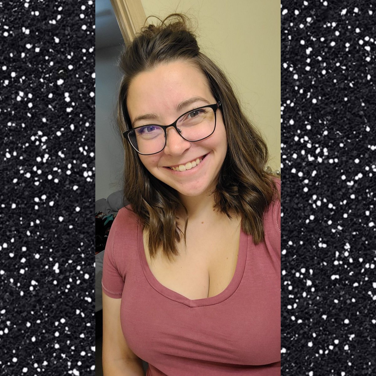 Tarajanaeee's tweet photo. I'm not normally one to post things like this, but I've worked hard since March and have official lost 40 lbs! I am so stinking proud of myself for hitting this goal! 🤍 https://t.co/UJQhnFcBnw