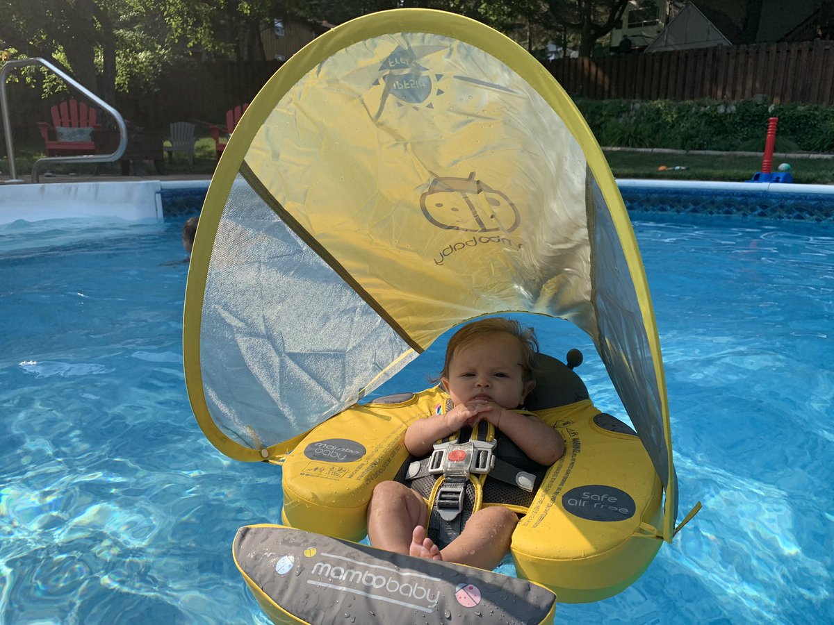 ELinaresFilms's tweet image. Highly recommend for parents with a newborn. #mambobaby