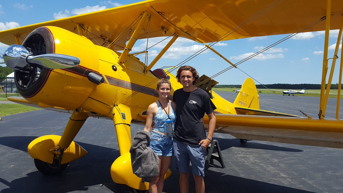 thecannibalque2's tweet photo. It's a beautiful day for a Biplane Ride! https://t.co/4mZVnZRSl3