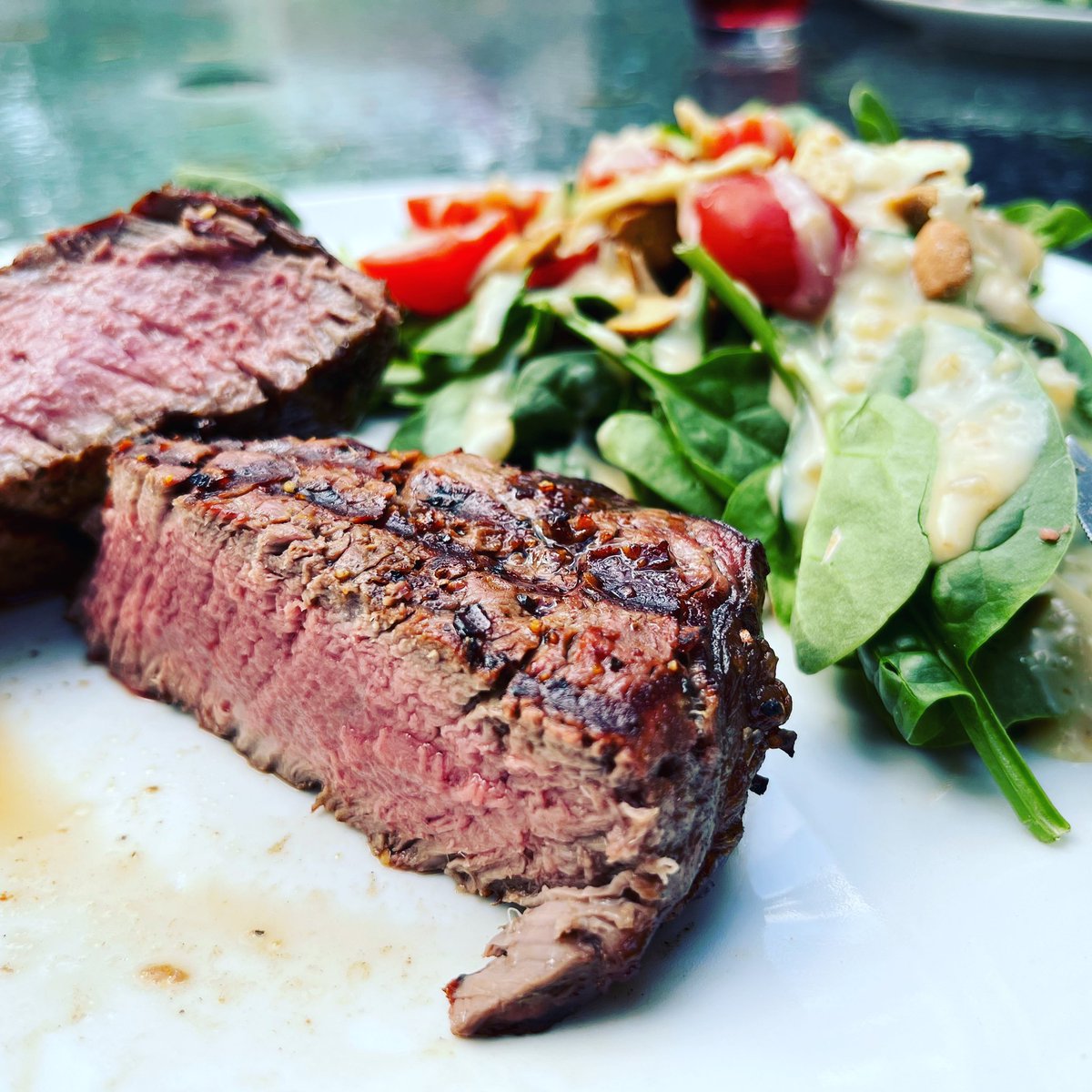 ArsenalGaming__'s tweet photo. Arsenals Angus Prime Tenderloin with Miso Salad… STUFFED. https://t.co/dCI6iZiPMm