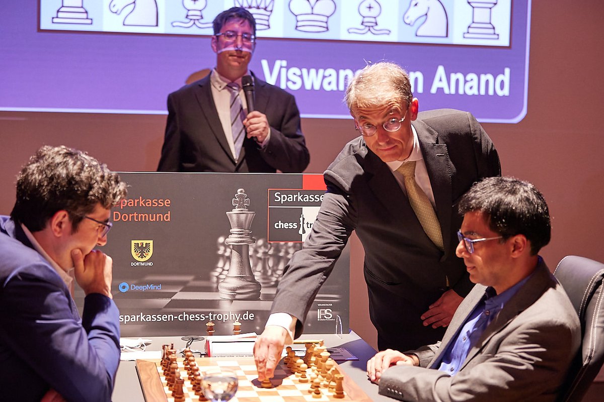 NC World Masters Game 3: Kramnik escapes with a draw against Anand