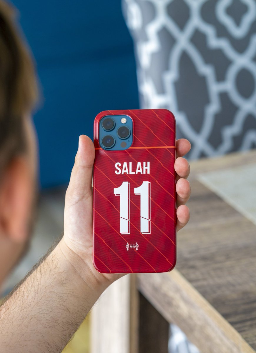 copacases's tweet photo. To celebrate the new season, I've teamed up with @copacases to giveaway the new 21/22 home kit along with their case to go with it. FREE.

👇 Complete the 2 steps in the caption to enter! https://t.co/I2Uk1fMS5e