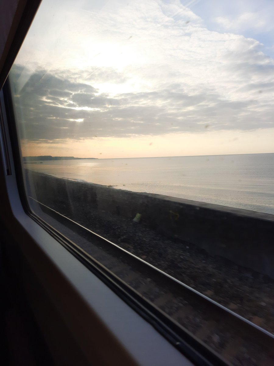 ChrisElvidge1's tweet photo. 20 hour round trip. Worth every minute. #fevrovers #UTR https://t.co/ie3fZPkgWr