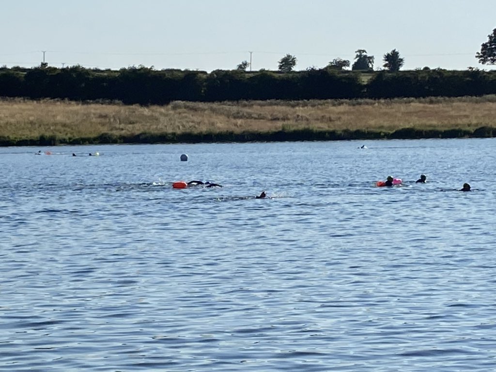 And the Beyond Swim tour continues…. Great to be <a href="/AnglianWater/">Anglian Water</a> <a href="/RutWaterPark/">Rutland Water Park</a> with @Inspire2tri and <a href="/SwimRutland/">SwimRutland</a> this morning, meeting more fabulous swimmers!! #stunning #loveows