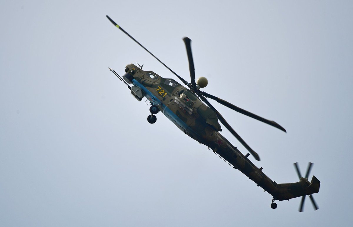 TheDeadDistrict's tweet photo. The flight demonstration preparation for the #MAKS2021
#Ka62
#Mi35P #Phoenix
#Mi28NM
#Ka52 https://t.co/7QCiQUmMCW