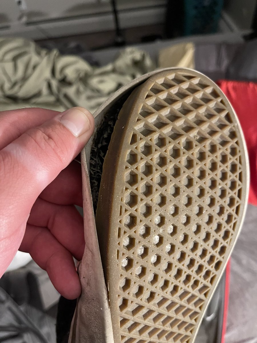 Burke92's tweet photo. @VANS_66  disappointed in your product! I bought these shoes less than 3 months ago and they are already ruined! I wore them at work in a call center and I spent almost $70 dollars on them. My feet and socks were soaked. Explain to me how a higher quality shoe doesn’t last!!?? https://t.co/FxgN6dOky4
