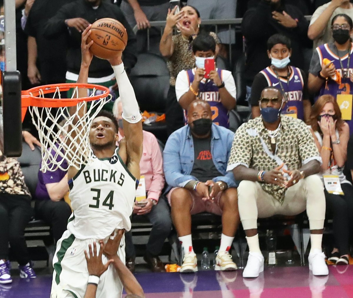 BleacherReport's tweet photo. https://t.co/5kgmMHG9xN