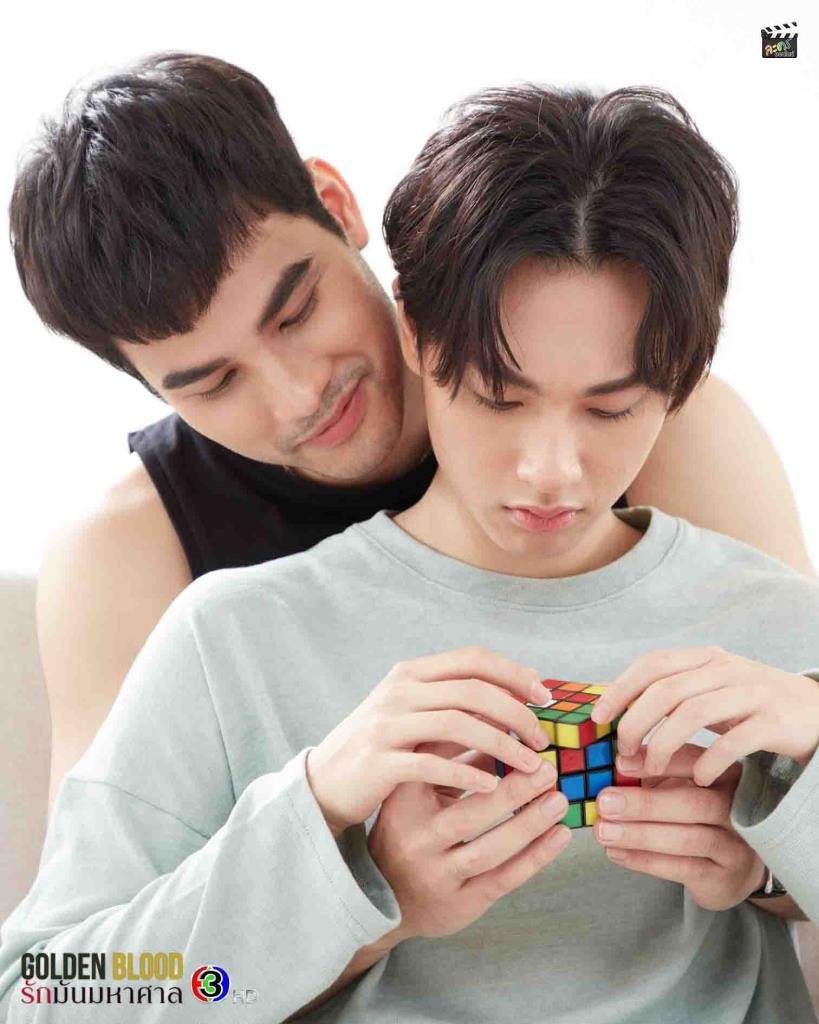 Zhoulifer's tweet photo. #ATOTsTheSeries #HelloStrangerTheSeries #GoldenBloodTheSeries #BL #Boyslove 

I JUST LOVE THEM SO MUCH😭😭😭😭😭😭😭😭😭

MATCH MADE IN HEAVEN IN BL WORLD👬🌏🏳️‍🌈🇦🇫💝

(Also, it's a crime to be this good looking, guys🙈🙊) https://t.co/9Yf2zP7CQF