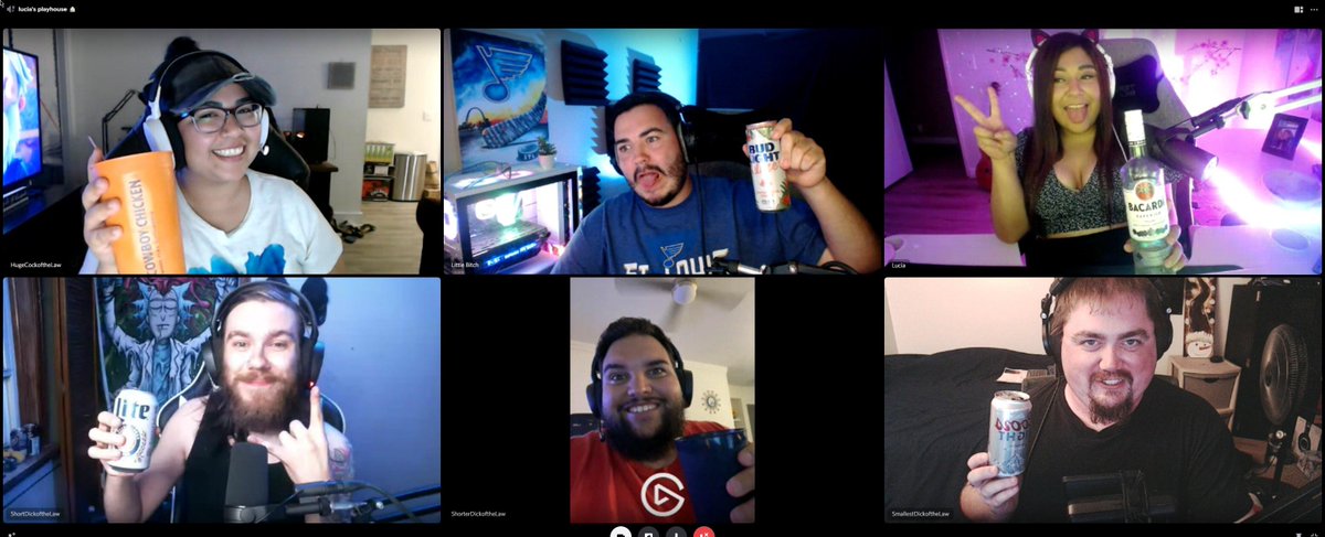 Cards Against Humanity night with some ol' friendos <3 <a href="/TangentThrone/">TangentThrone</a> @ItzMillerTimeTV @TripleSixChris <a href="/ProdigyLegendz/">ProdigyLegendz</a> <a href="/ripjawed/">Ripjawed</a>