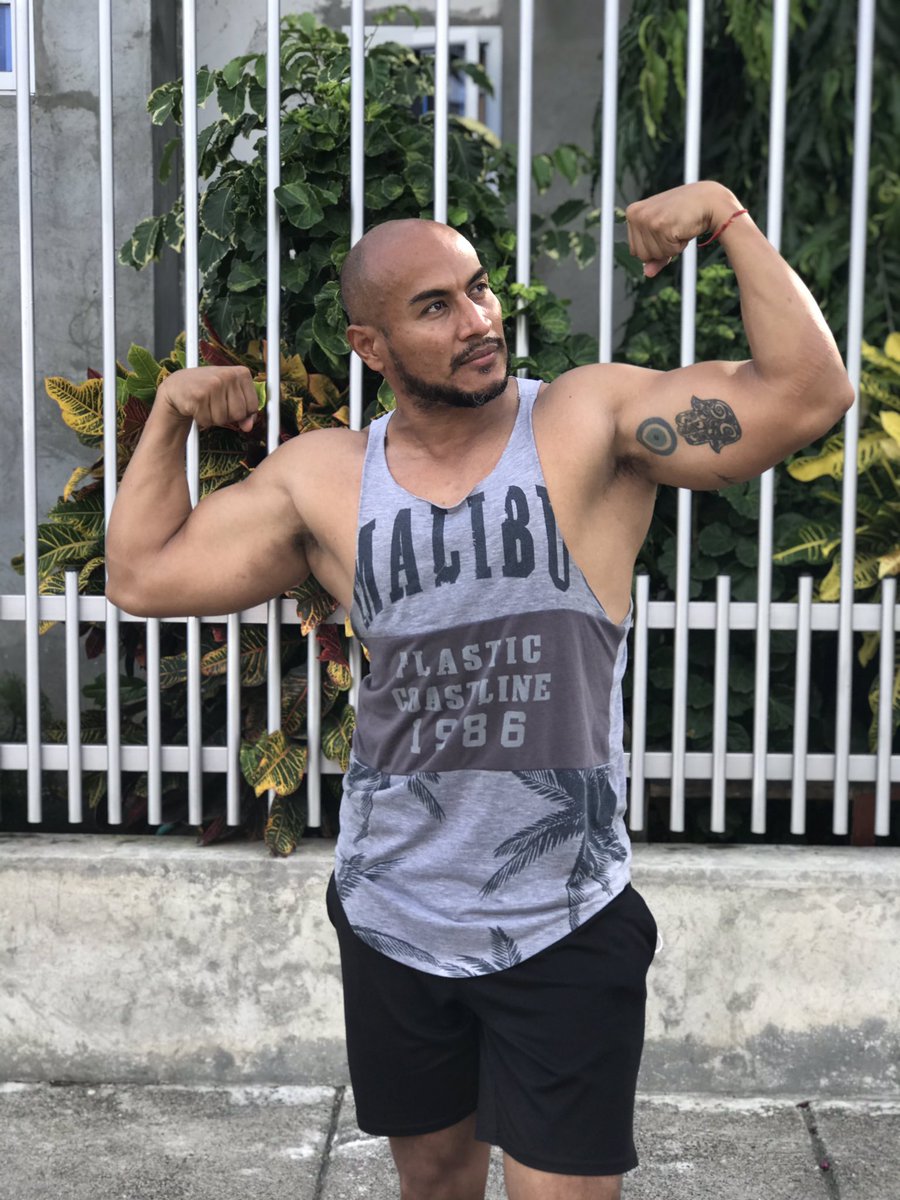 camarrobe's tweet photo. SÁBADO 
#helloeverybody #model #malemodel #fitness #FitnessModel #easthetiic #Bootcamp #underarmour #underwearexper #muscle #abs #shredded #Nike #workout #flex #latino #colombiano #flrexfryday #Athletics #traintoperform #bodybuilding #physique #fitspo #fitfam #ifbb #onlyfanz https://t.co/XvPhiohA8r