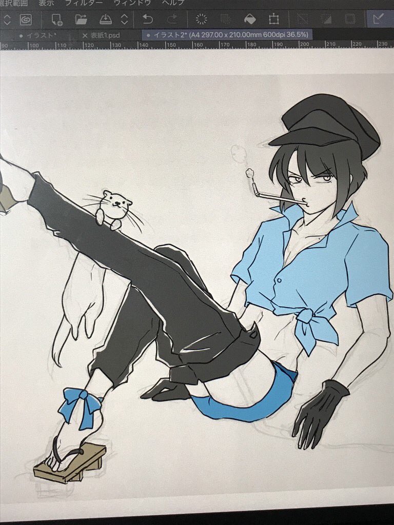 メイキングw
2枚目までは紙にシャーペン描き。
シャツの柄はアロハっぽいモチーフを下描き無しで描きました。
お分かりいただけただろうか...下書きの段階では、足の指の左右が間違っていることを...w https://t.co/WPsQTKnuoA