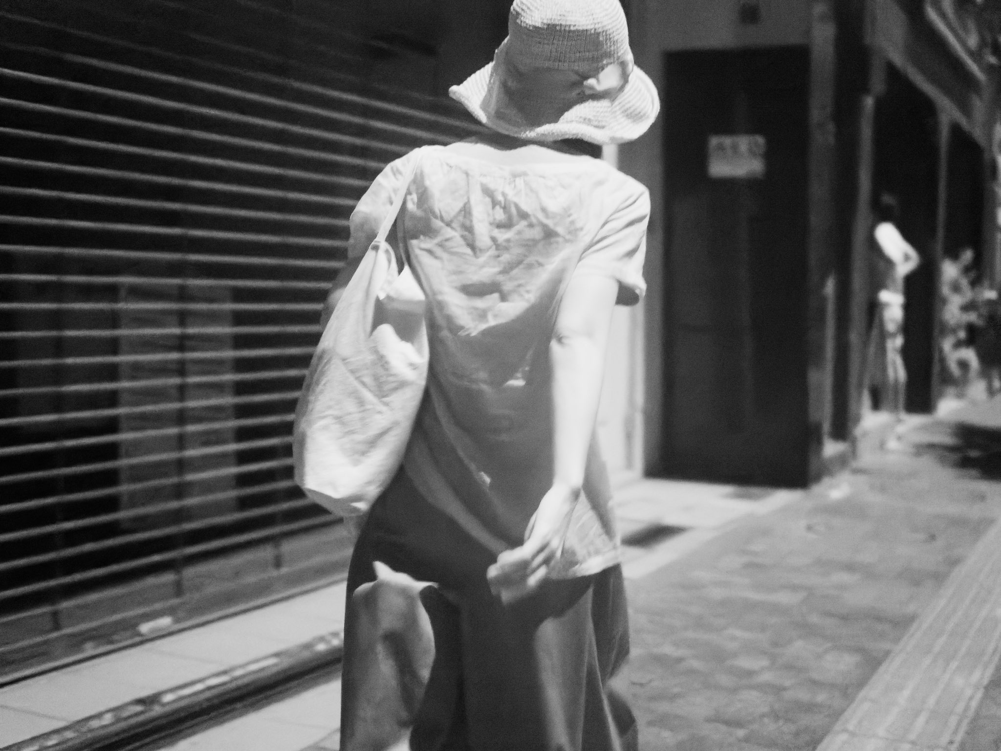  　盗撮赤外線写真  / X