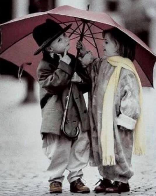 Lo más valioso de la vida no es lo que tenemos, sino a quién tenemos. #BuenosDias #BuenosDiasATodos #BuenosDiasMundo #FelizDomingo #18Julio