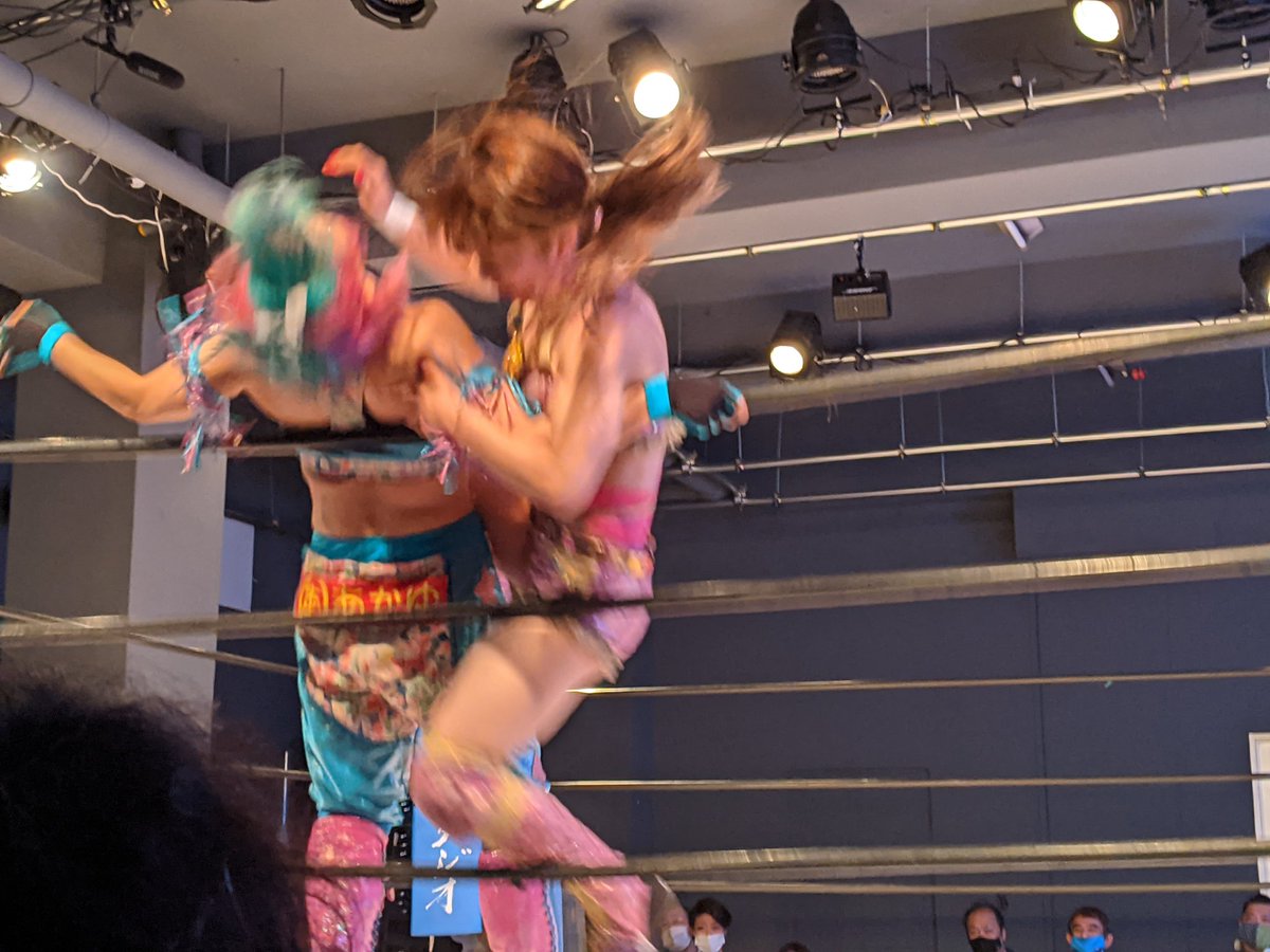 Chris2KLee's tweet photo. Tsukushi woke up today and chose violence (like everyday). #ディアナ #iceribbon #psparty https://t.co/4kkILPCe0l