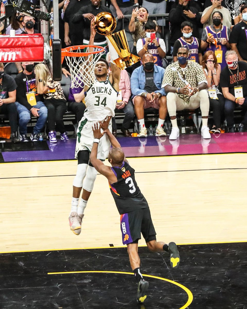 buckets_studio's tweet photo. @big_business_ cp3 curse lives on https://t.co/4qHSLsYhU8