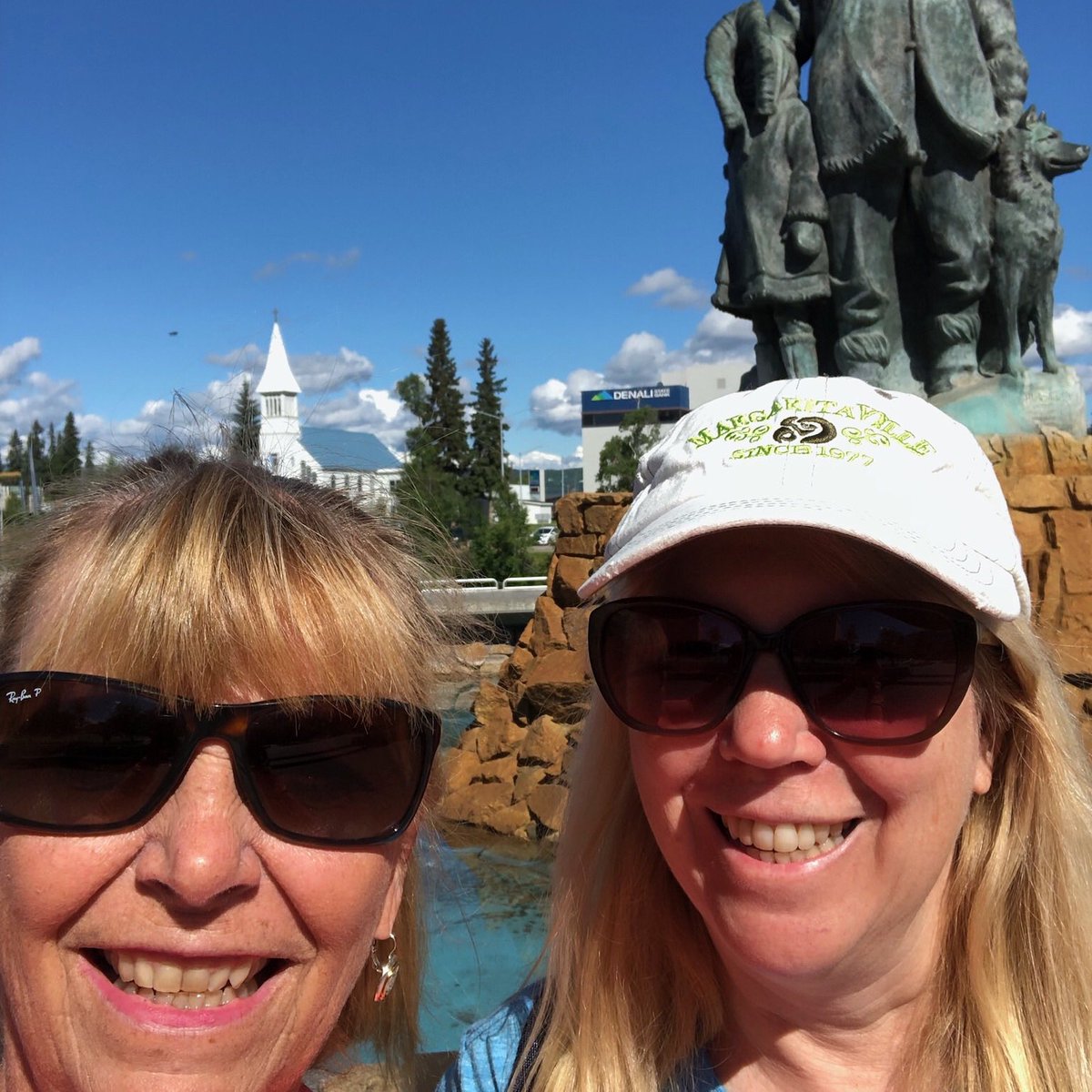 crew_fitz's tweet photo. #traveling #fairbanks #alaska #sisters https://t.co/VFTLfcXcDM