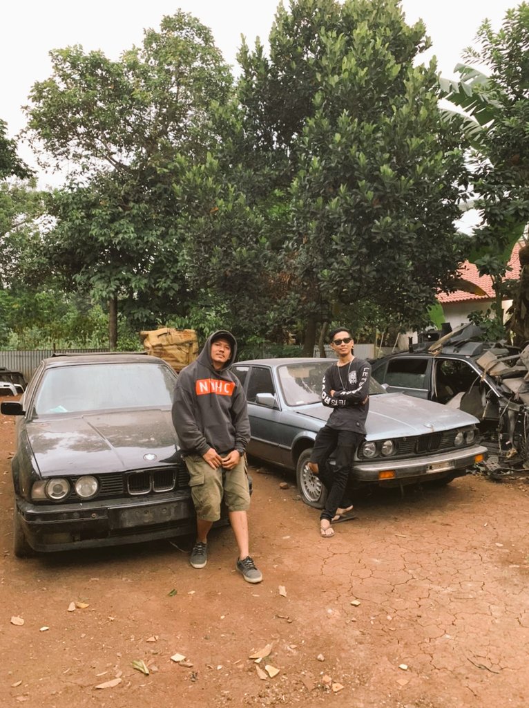 Si peternak bmw mana paham nih rap <a href="/toysarap/">Phitoy Sarap</a> klo kita maen di speak kirian <a href="/fatriio/">FATRIIO</a>