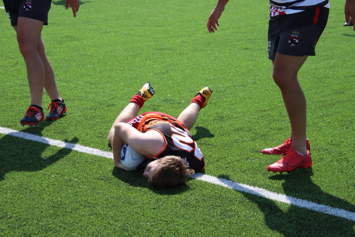 T1RugbyEngland's tweet image. Run, crawl, dive, flop - just get over the line any way you can 😆

#O2Touch