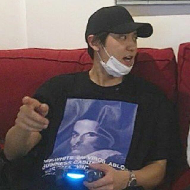 captionthiscb's tweet photo. Caption this Chanbaekist https://t.co/SLPG6wVNlN