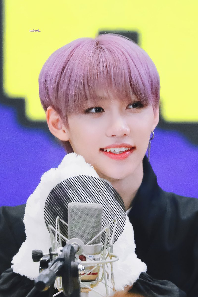 915unlock's tweet photo. 💜💜..  포도알 두개 ,, https://t.co/NngWOPSDqS